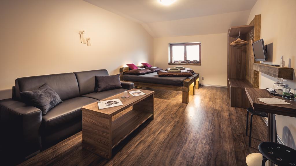Penzion Vino Hruska Blatnicka Room photo