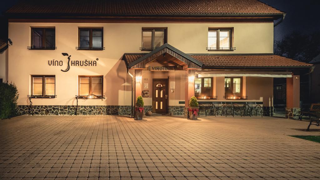Penzion Vino Hruska Blatnicka Room photo